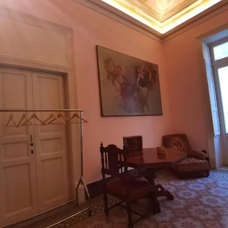 Garibaldi House Gasthof Marsala