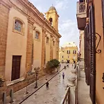 Garibaldi House